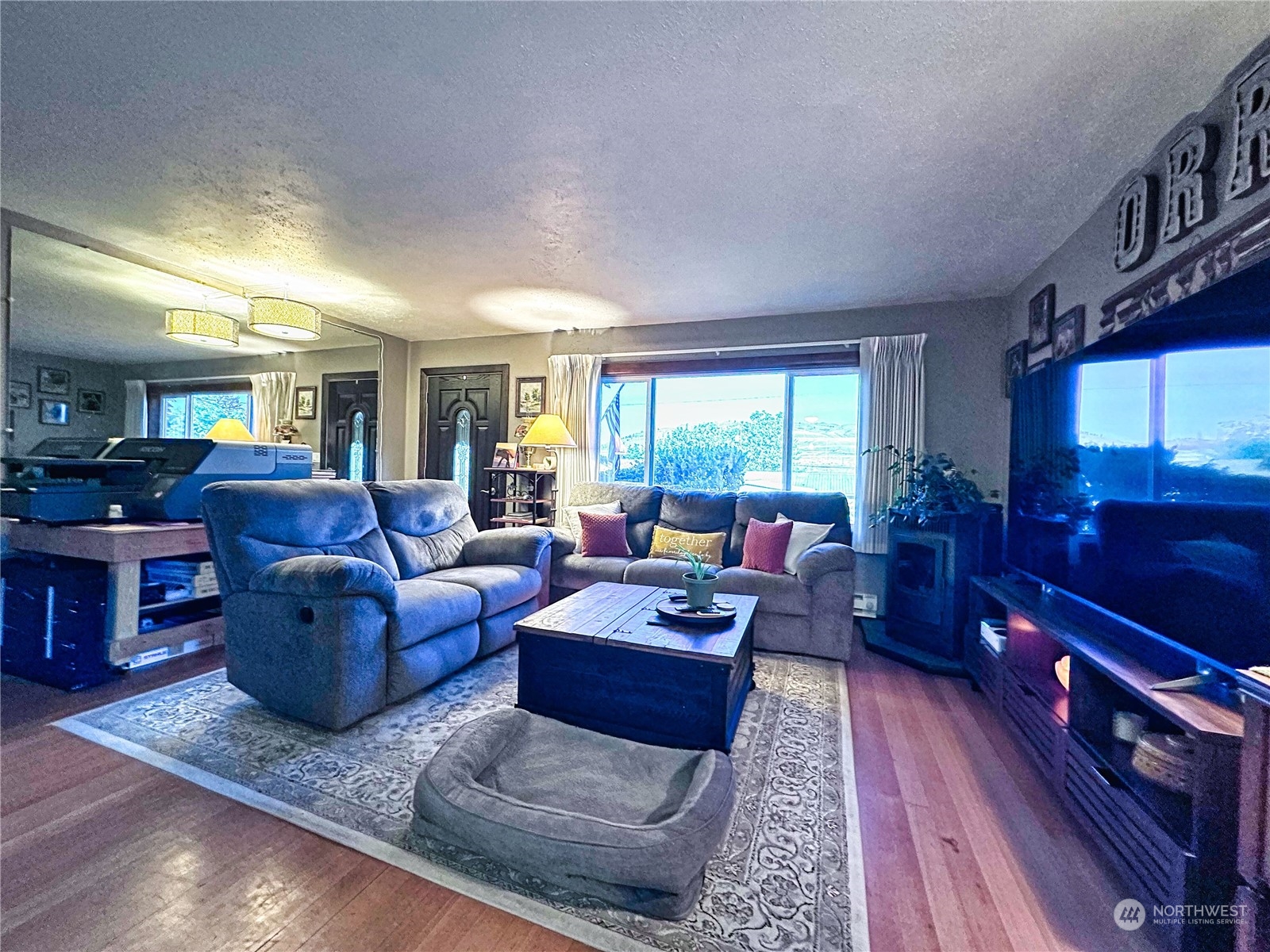 919 4th Avenue N