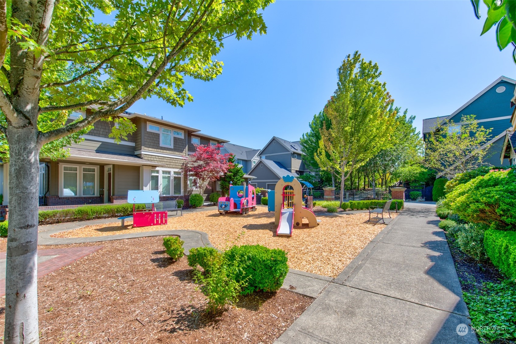 1786 10th Avenue NE Unit: 1218