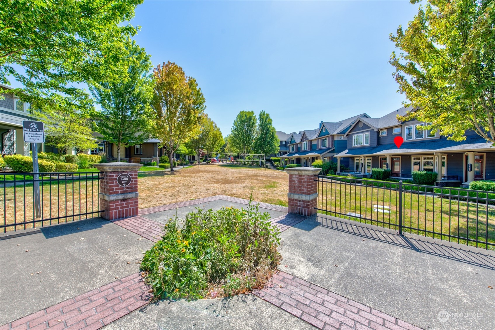 1786 10th Avenue NE Unit: 1218