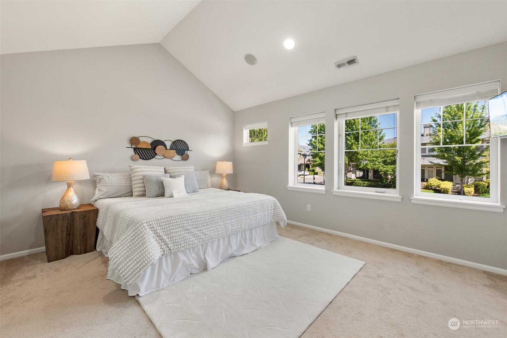 1786 10th Avenue NE Unit: 1218