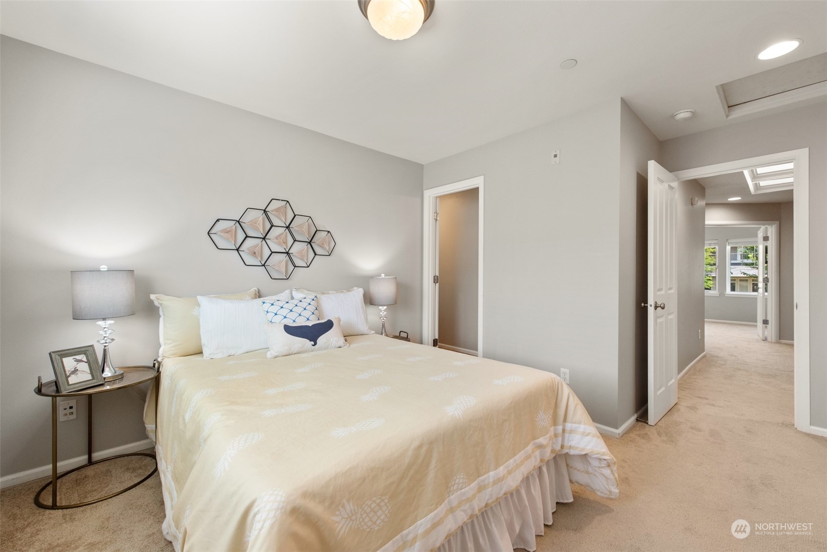 1786 10th Avenue NE Unit: 1218