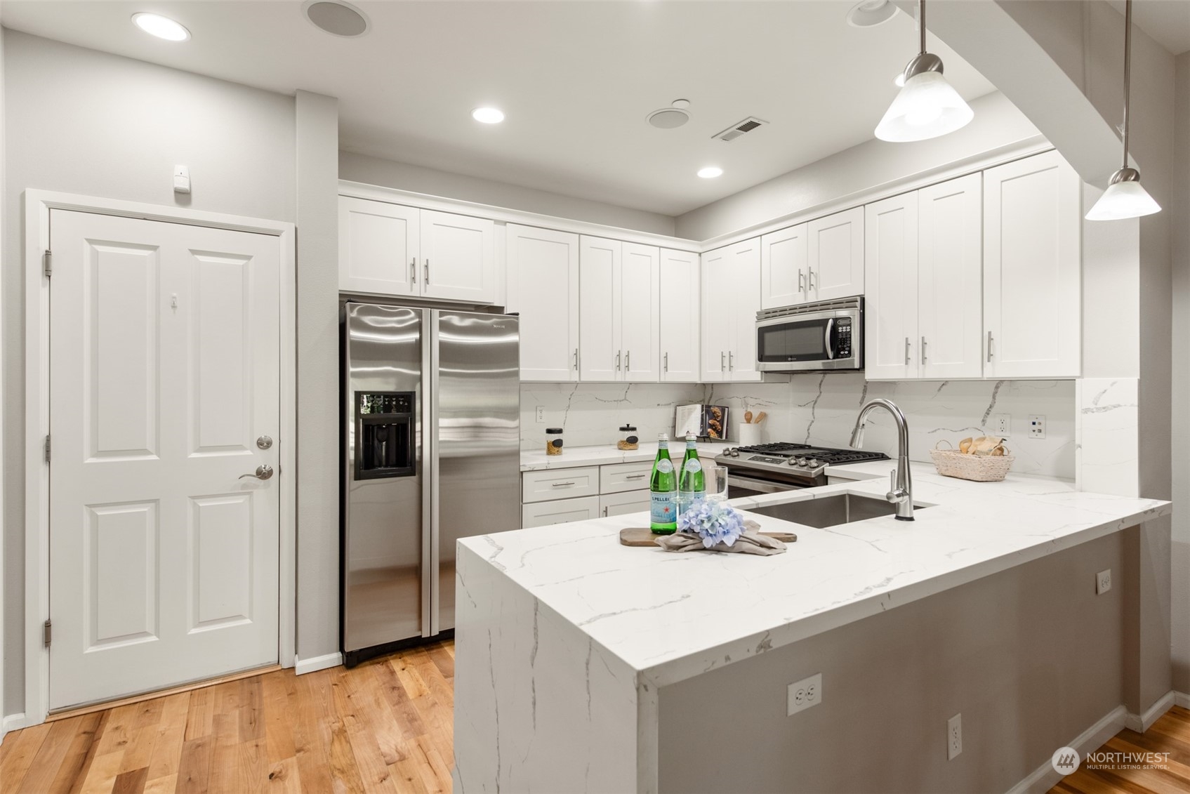 1786 10th Avenue NE Unit: 1218