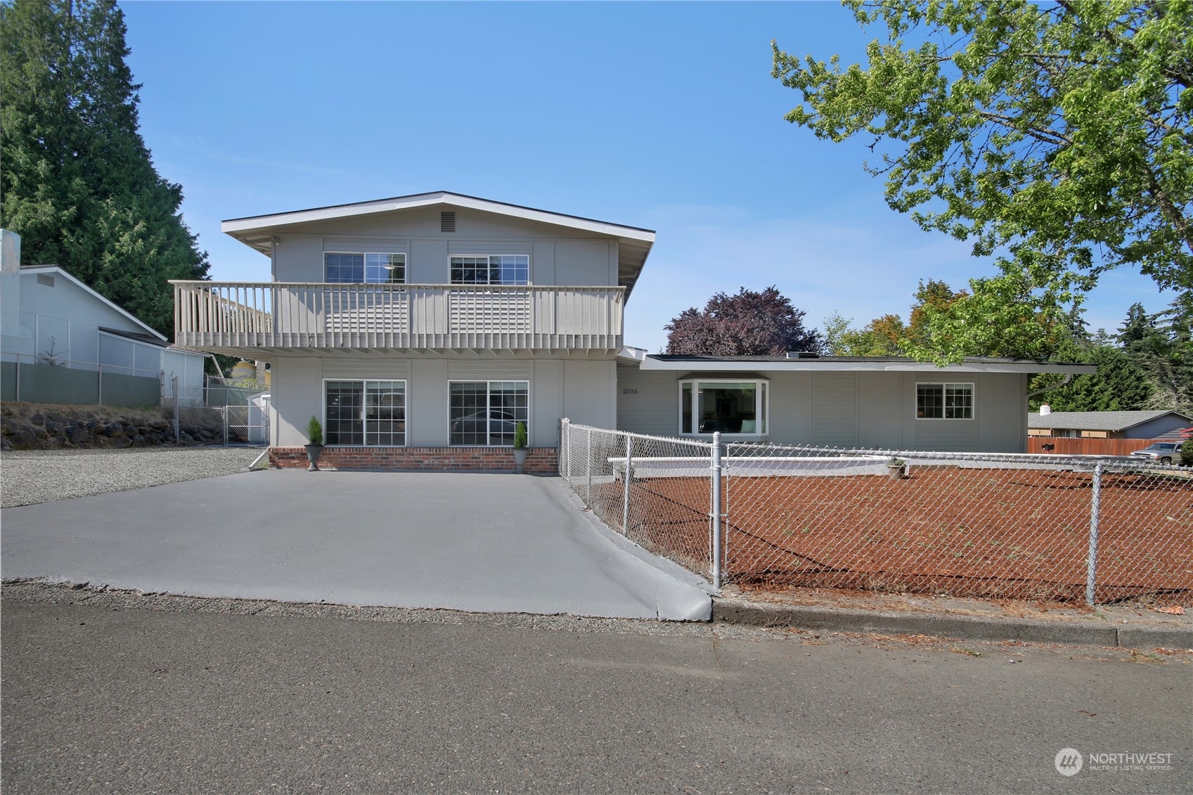 2038 S 300th Street