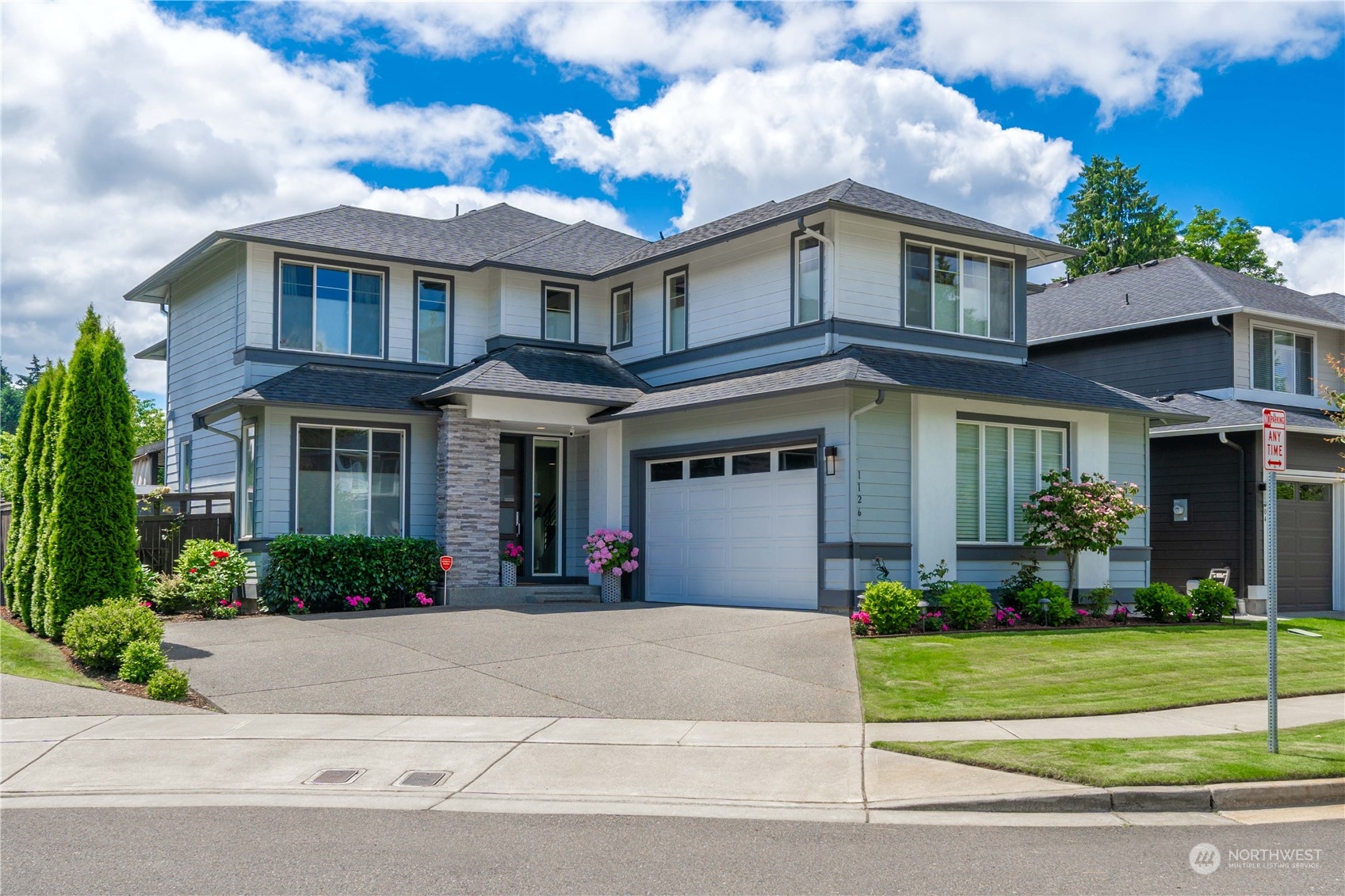 1126 28th Avenue Ct SW