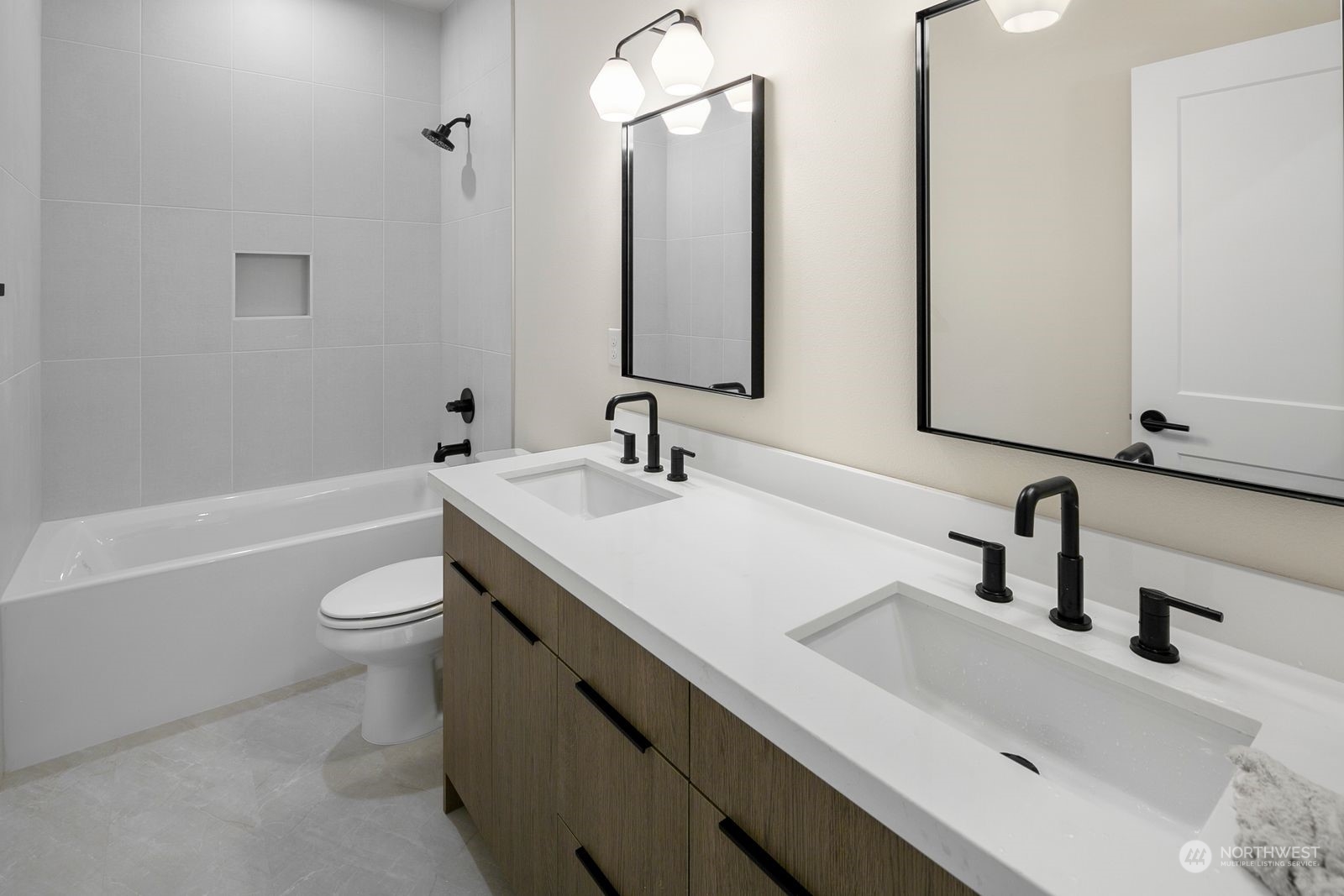 12839 9th Avenue SW Unit: A