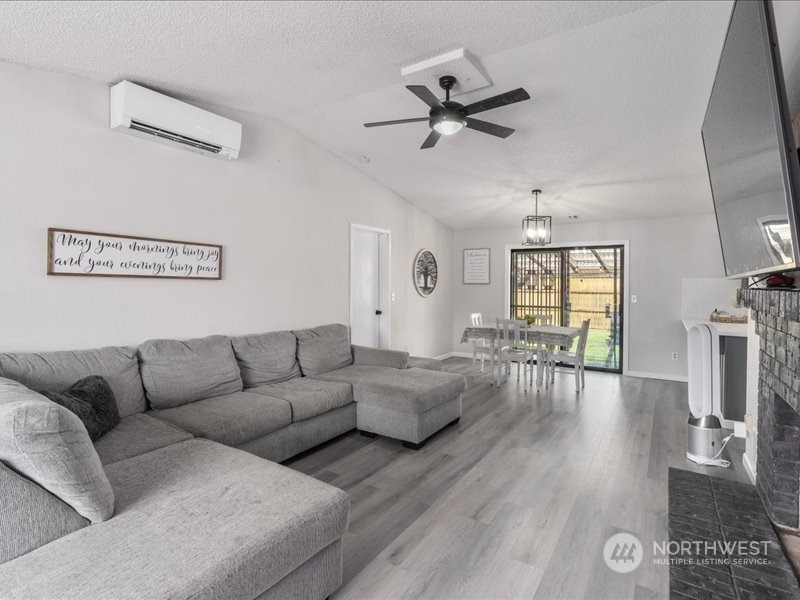 1609 111th Street S
