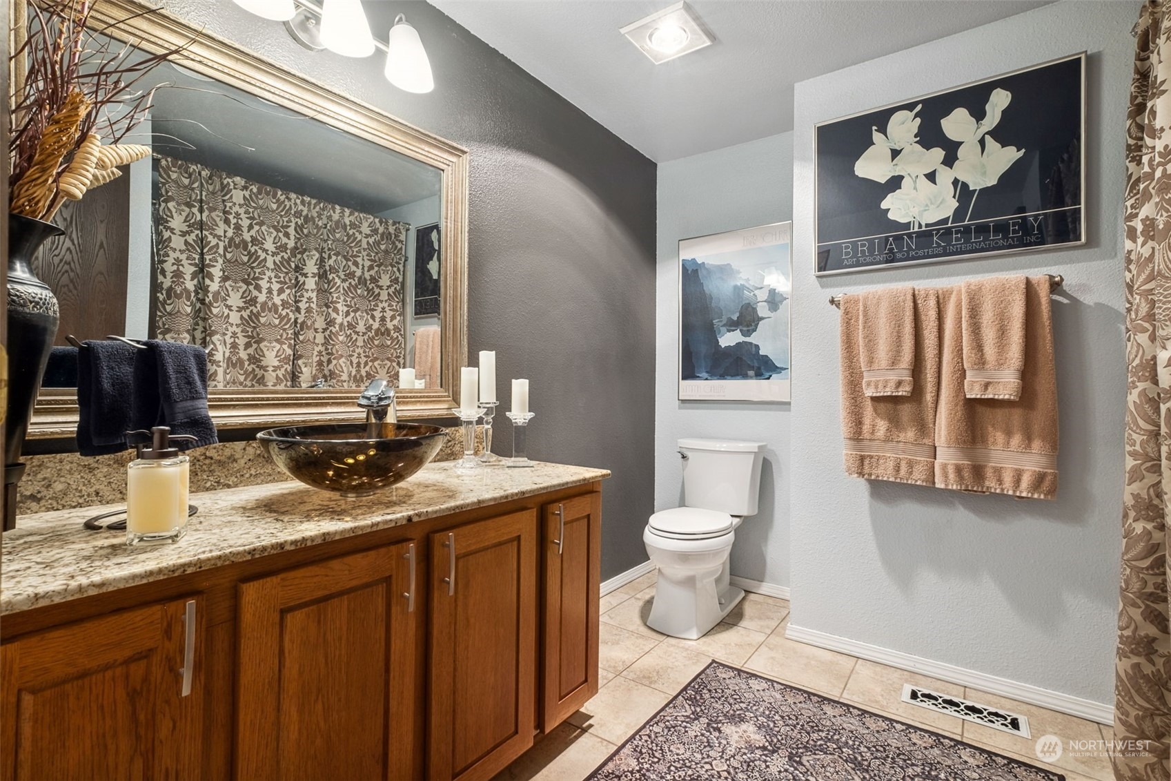 4515 S 256th Place