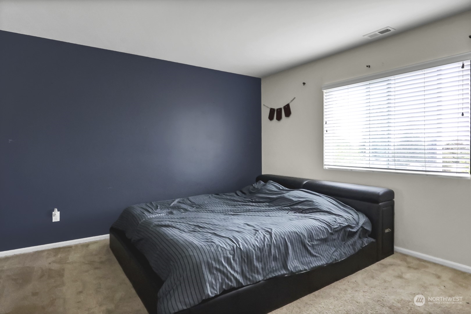 2411 193rd Street E