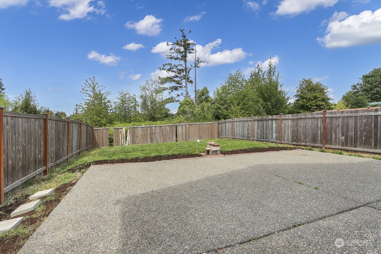 2411 193rd Street E