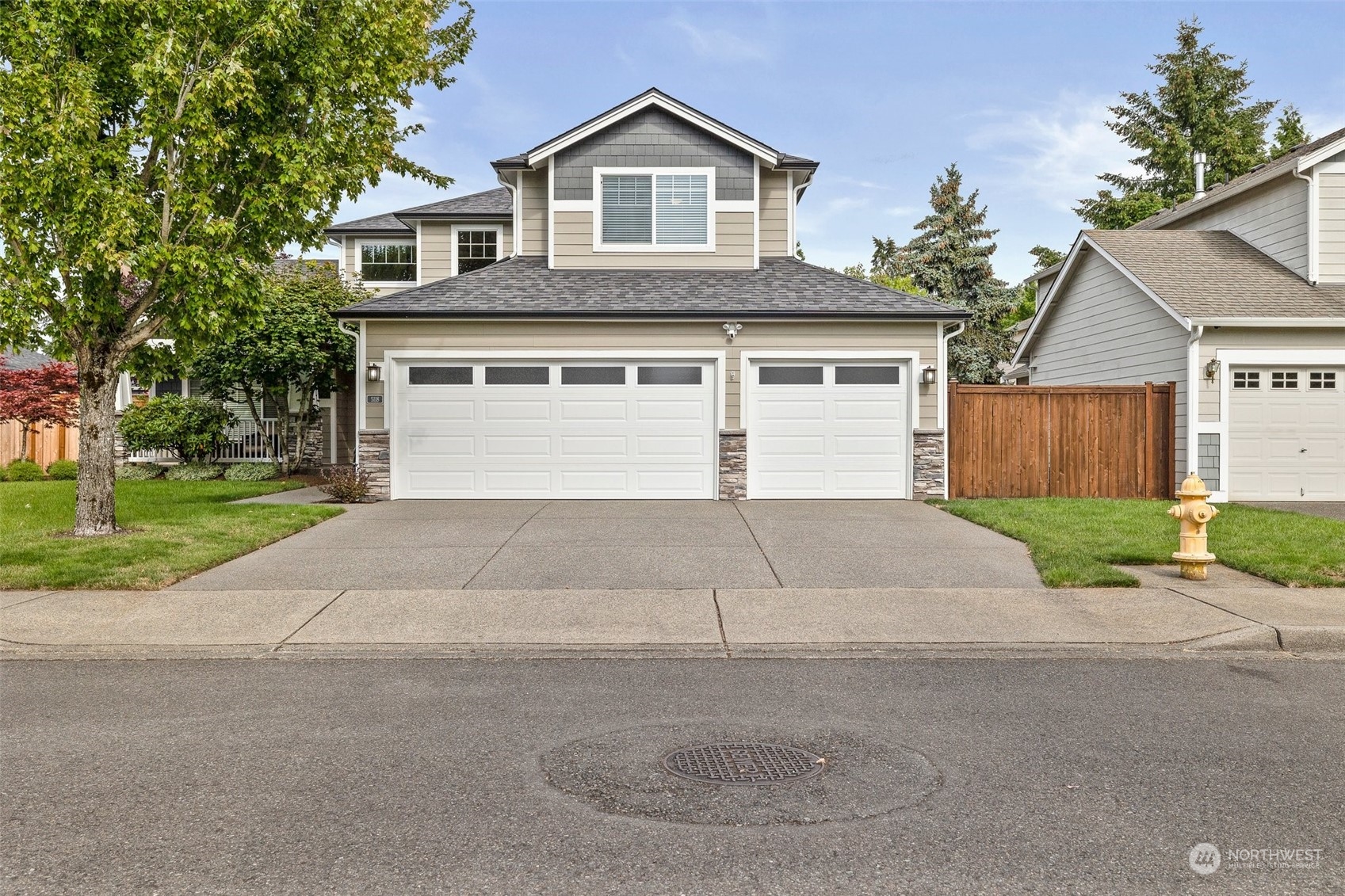 5118 Perry Drive SE