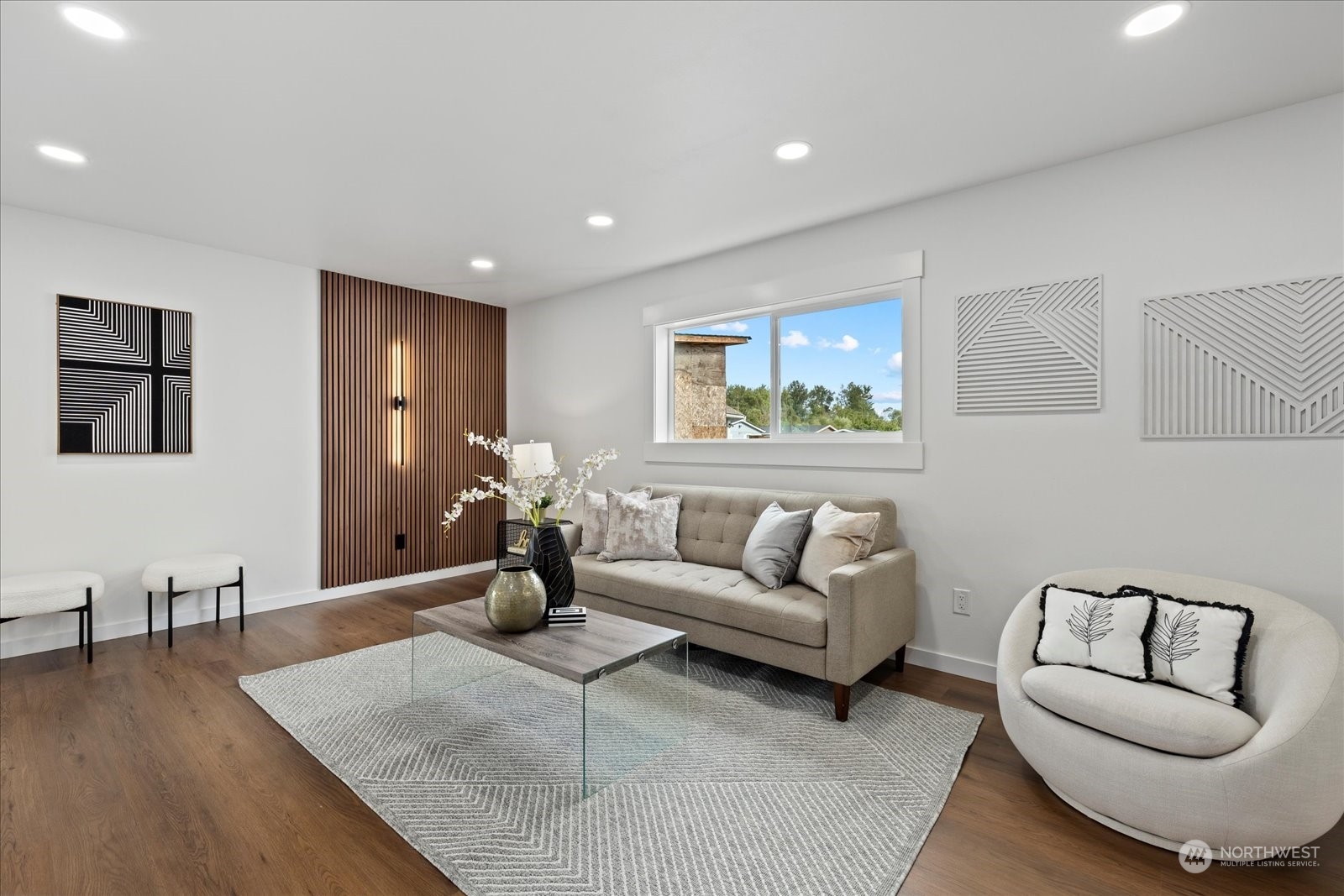 192 Butte Avenue SE