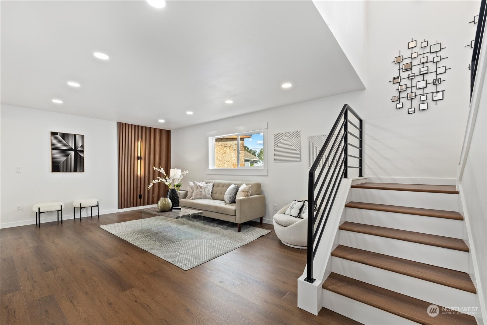 192 Butte Avenue SE