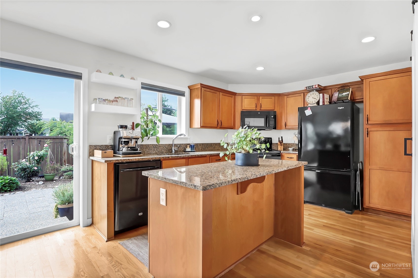 3549 Oxbow Avenue E