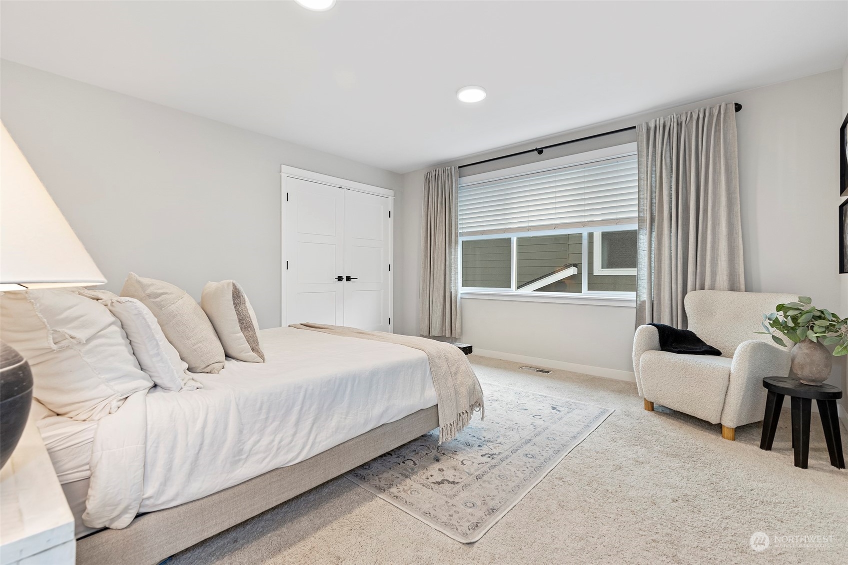 15073 Olympic Loop E