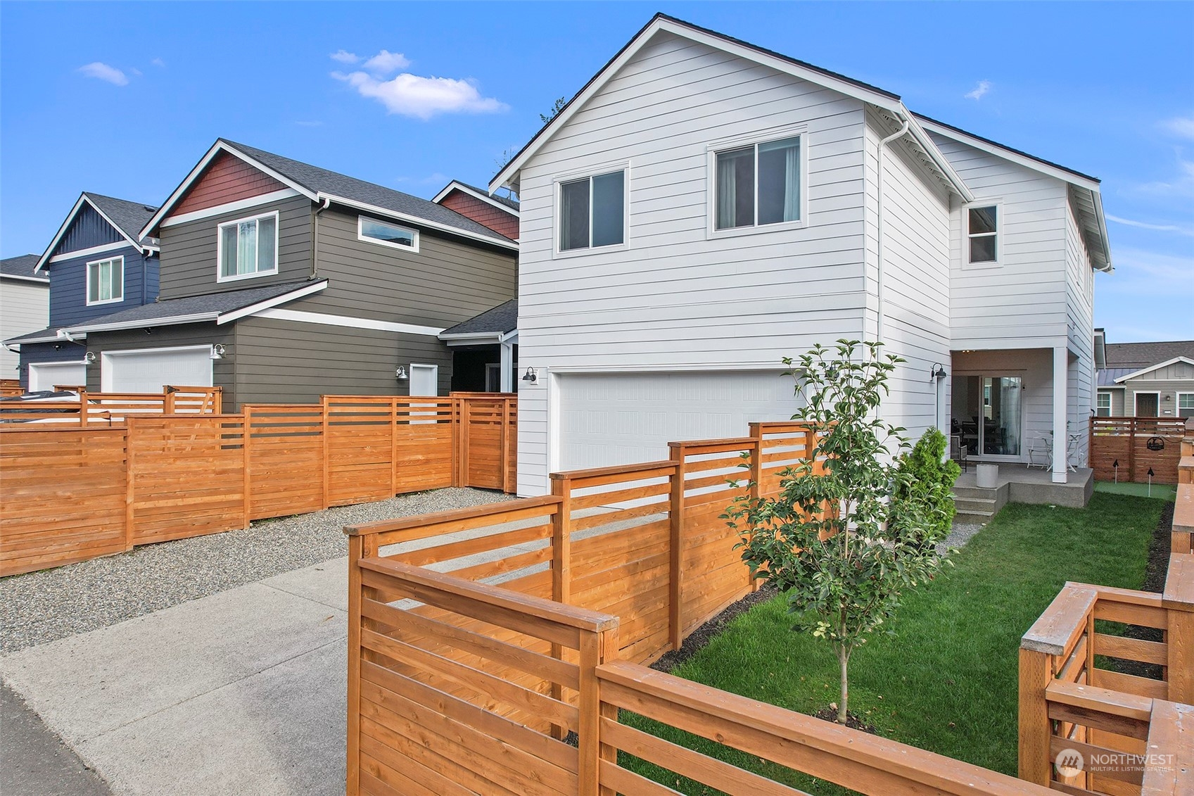 15073 Olympic Loop E