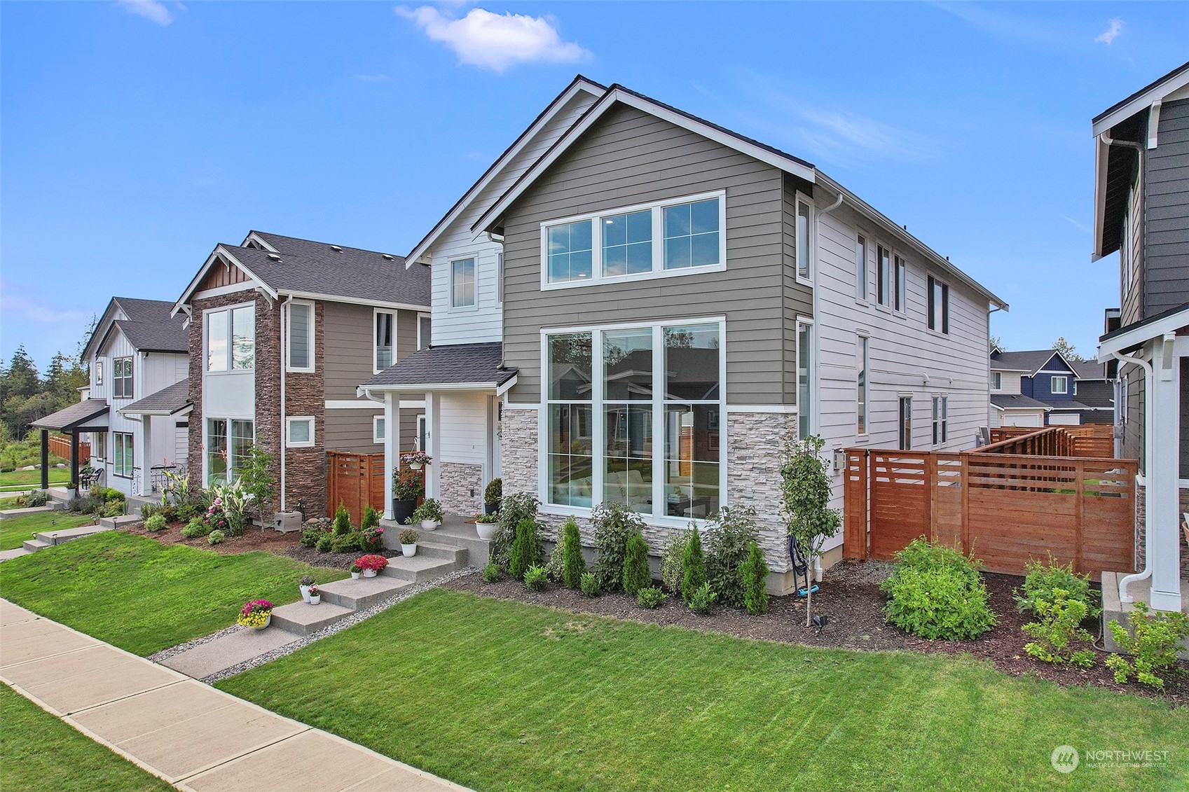 15073 Olympic Loop E