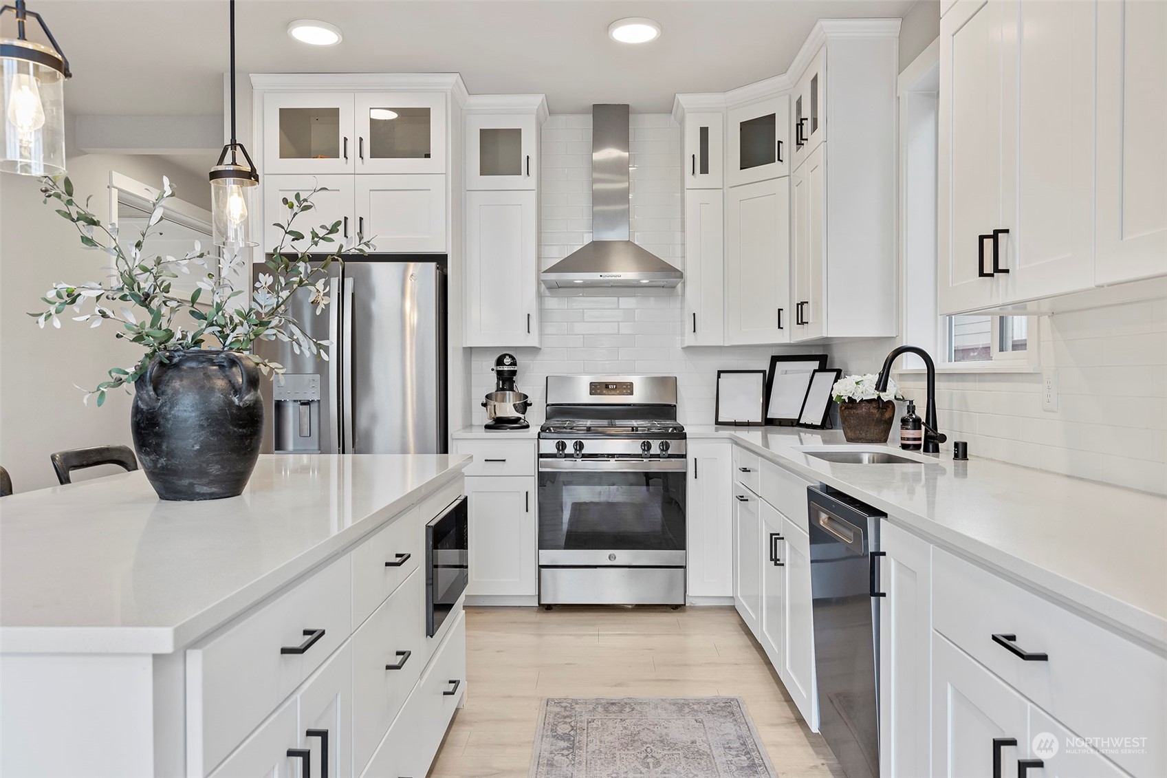 15073 Olympic Loop E