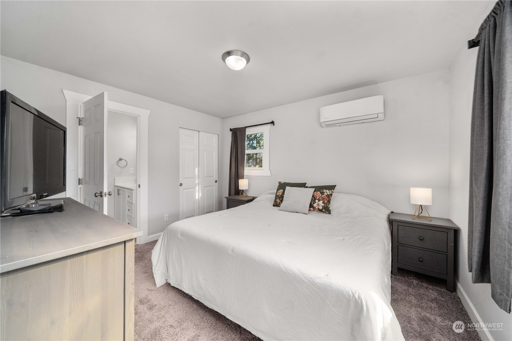 2404 104th Street E