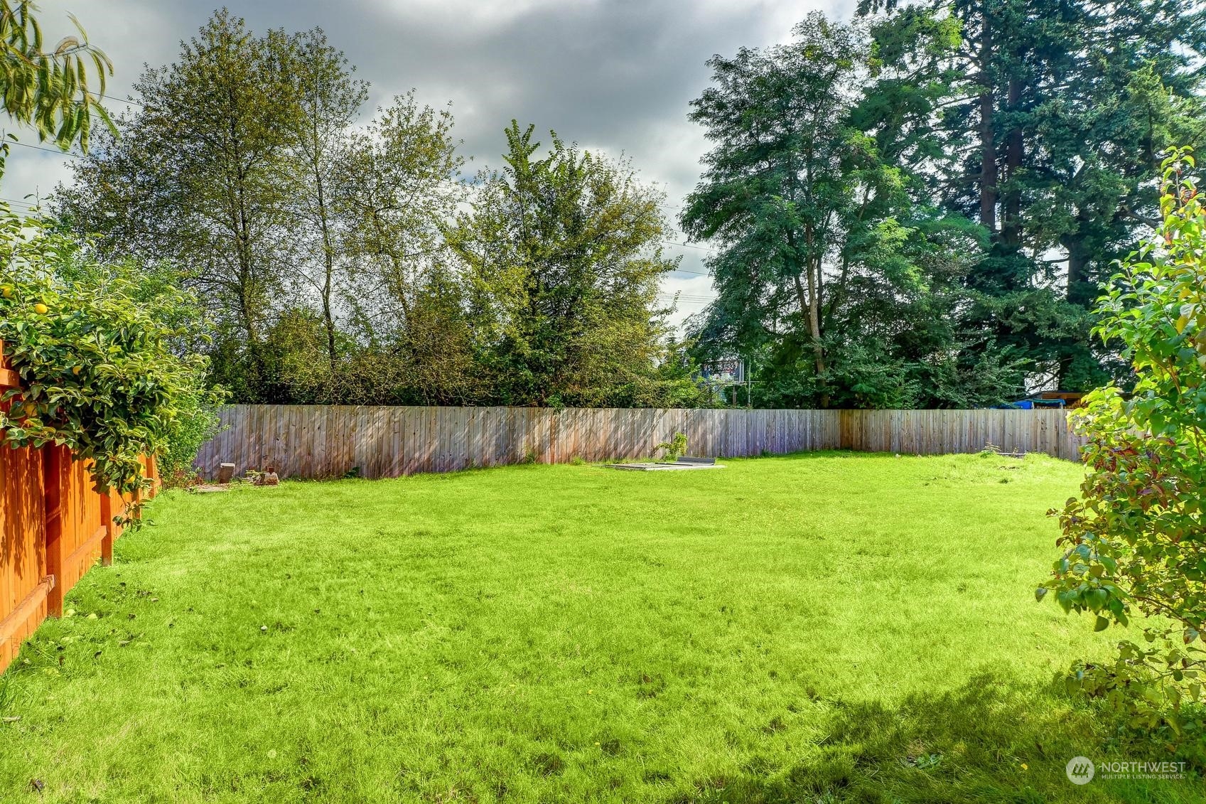 12207 39th Avenue NE