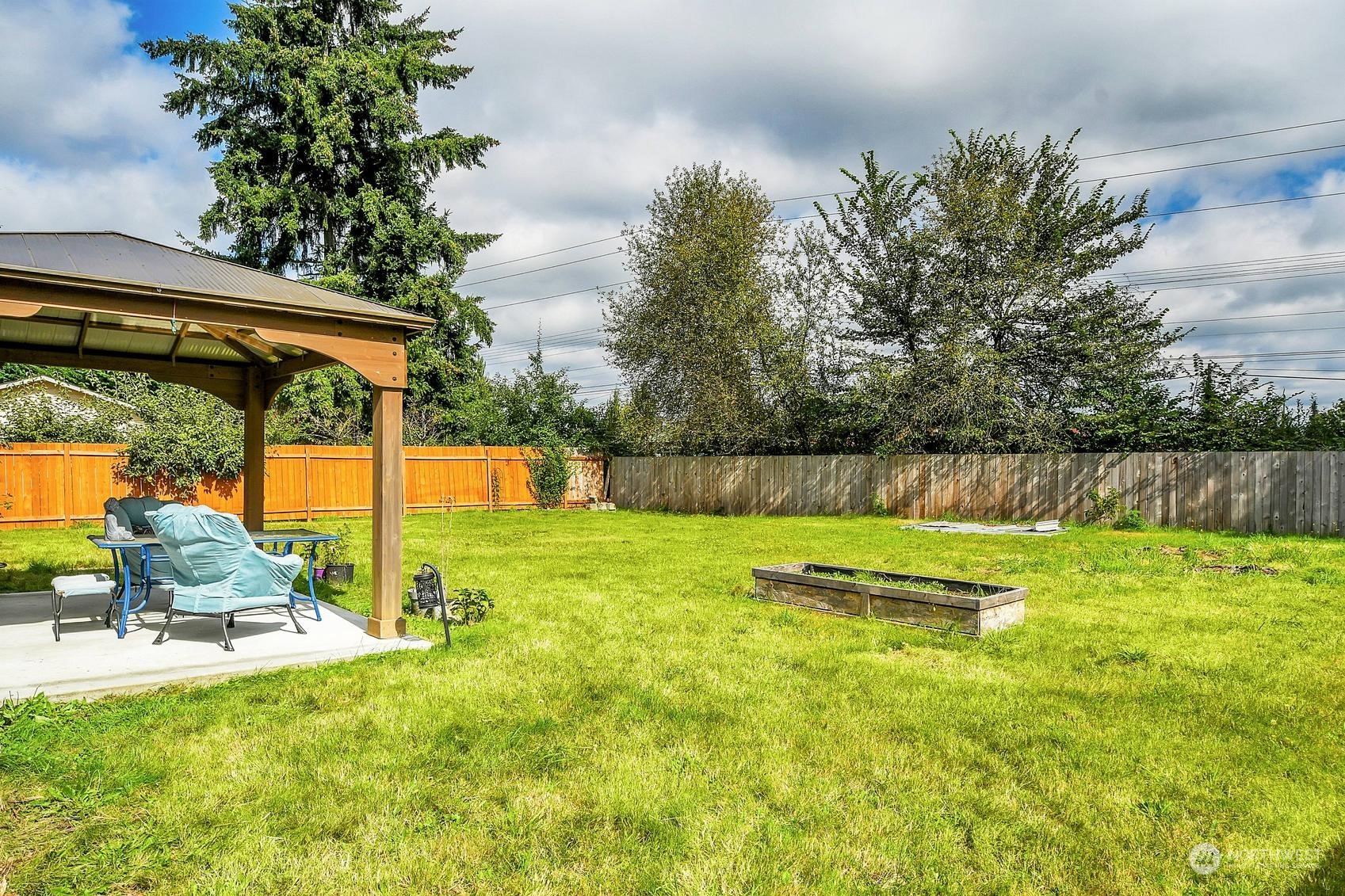 12207 39th Avenue NE