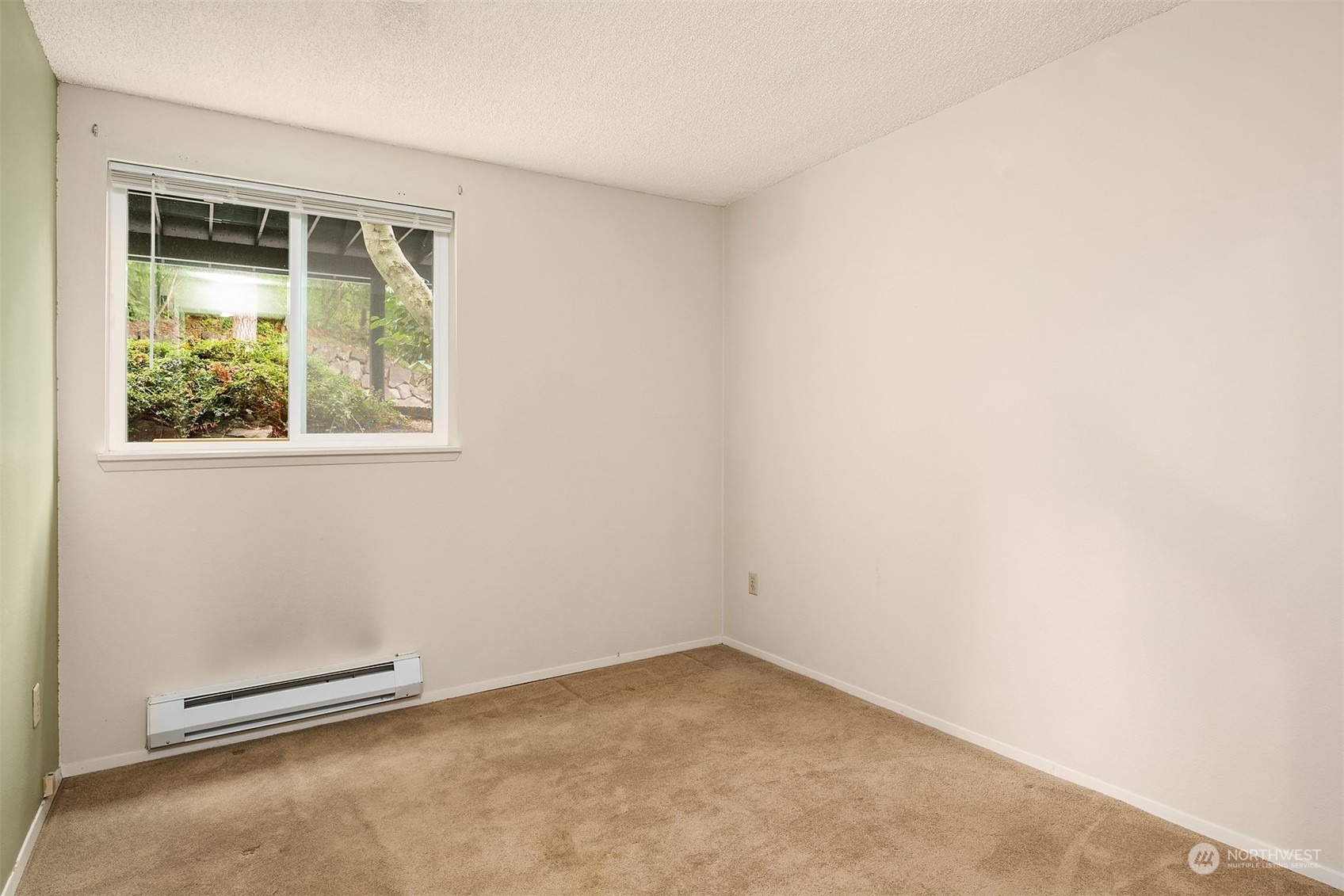 12717 NE 116th Street Unit: D104