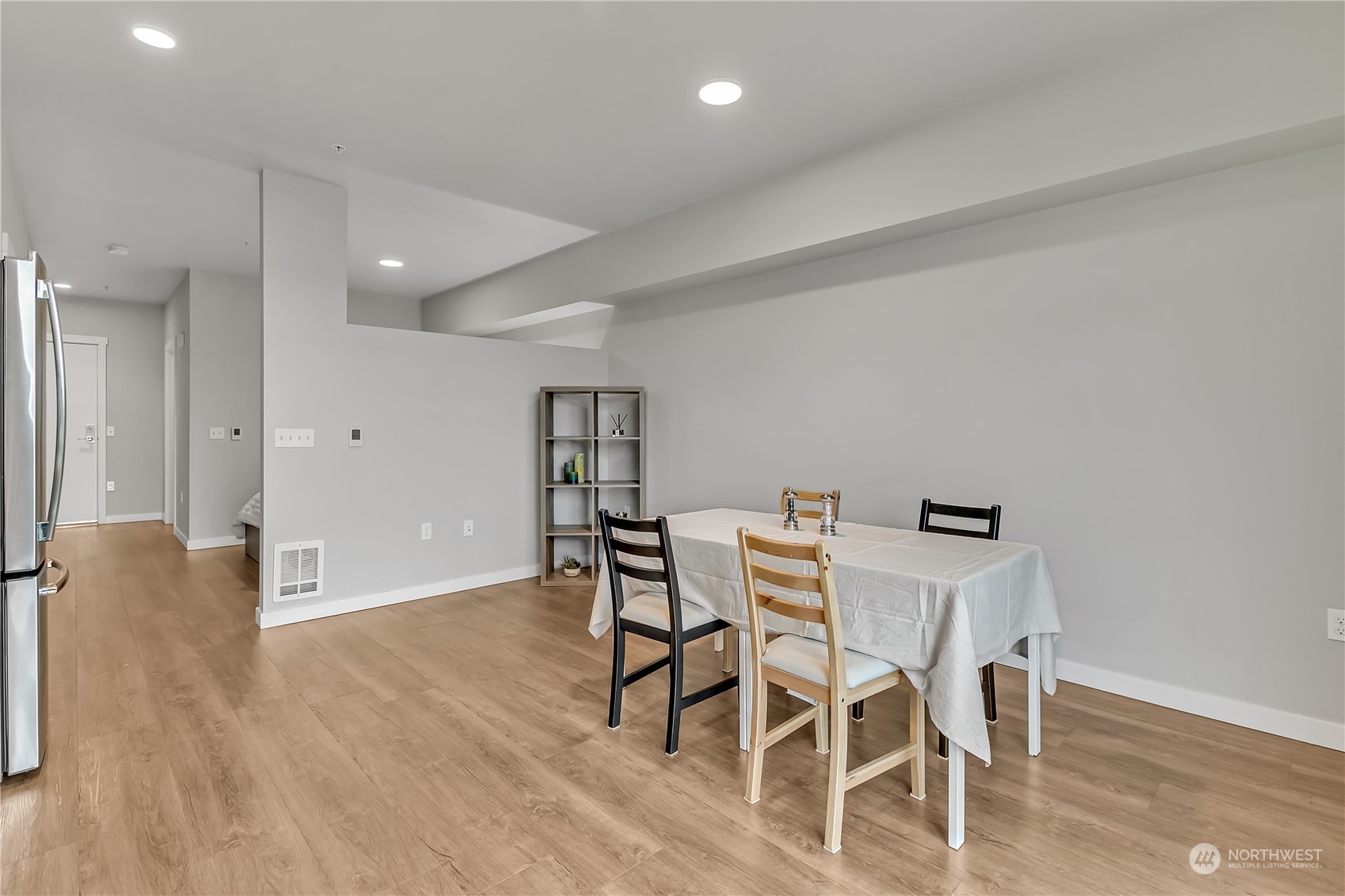 1085 103rd Ave NE Unit: 421