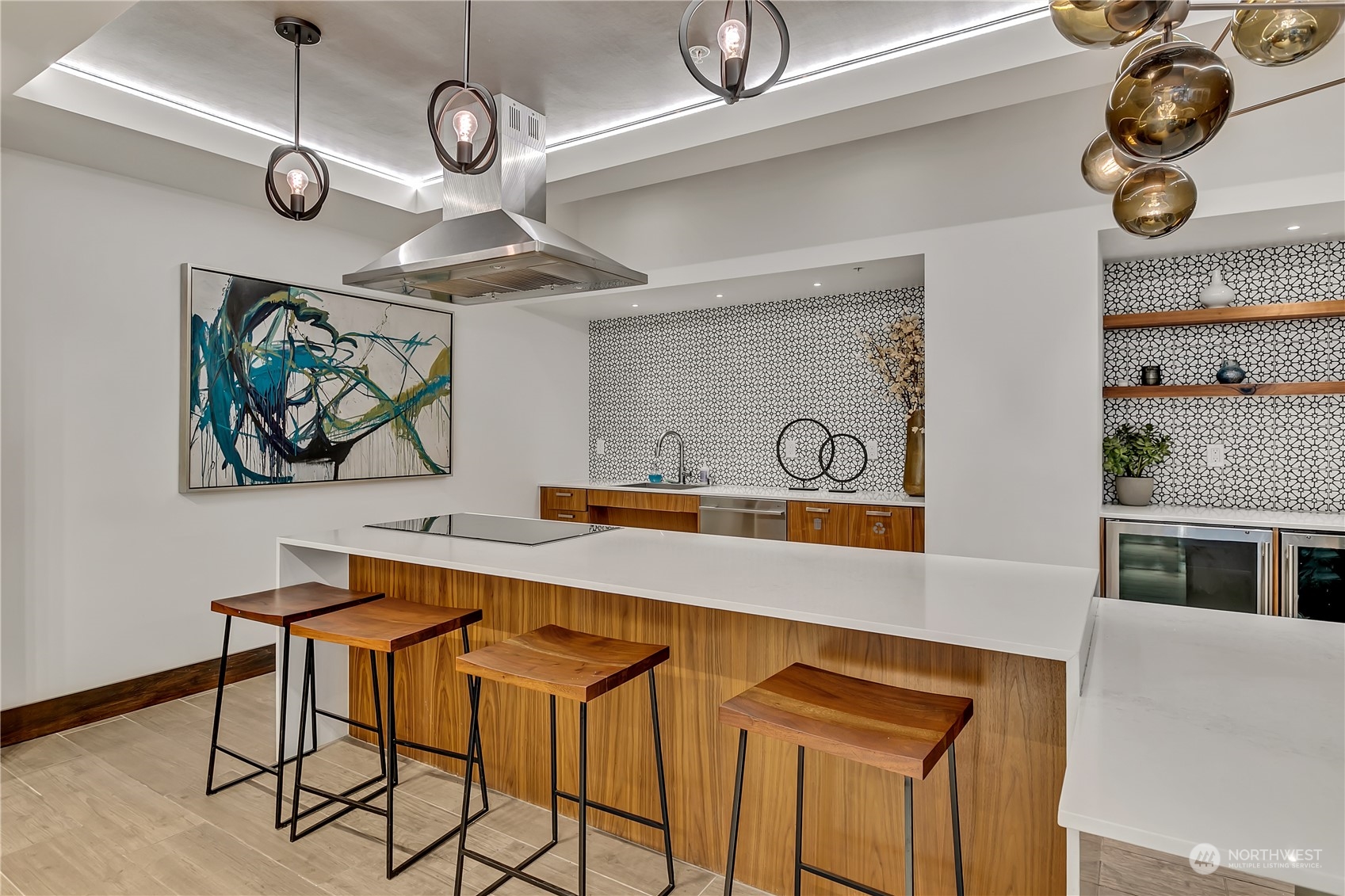 1085 103rd Ave NE Unit: 421