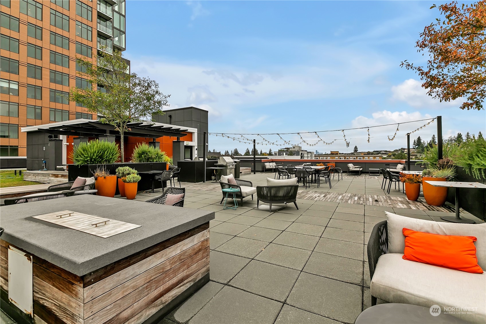 1085 103rd Ave NE Unit: 421
