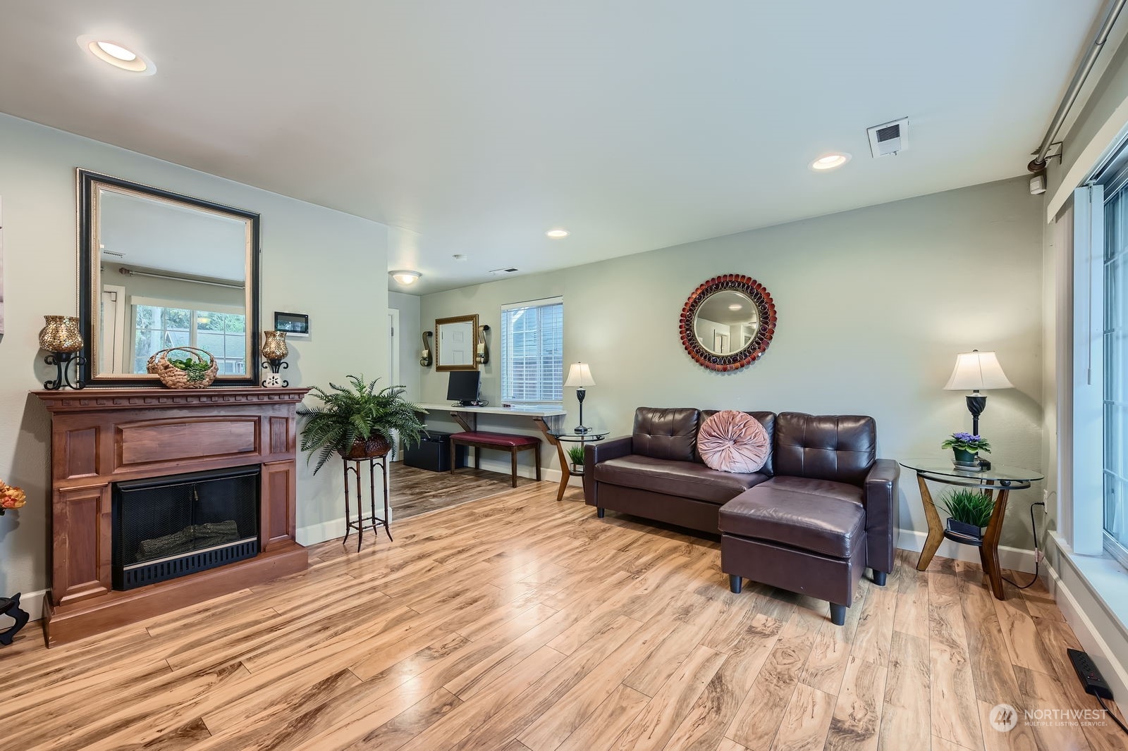 1035 E 47th Street