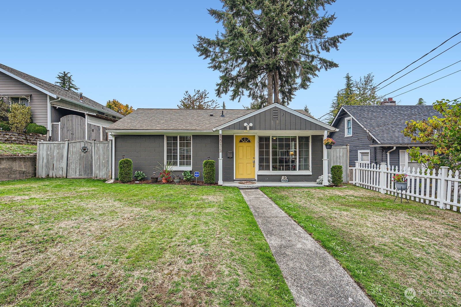 1035 E 47th Street