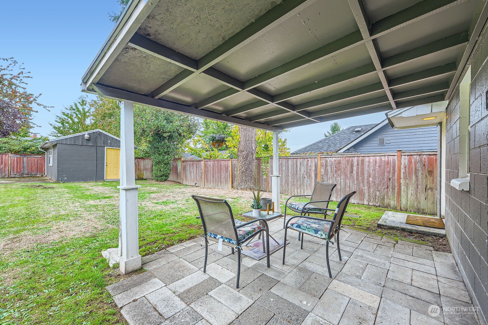 1035 E 47th Street