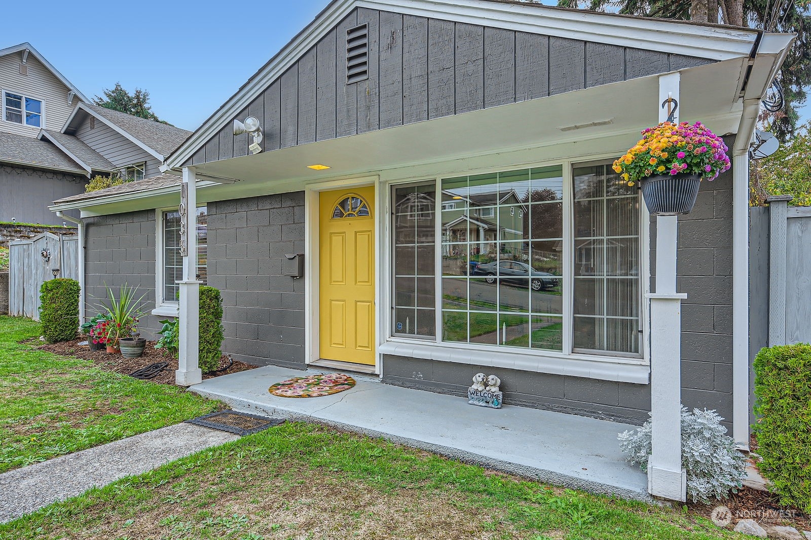 1035 E 47th Street