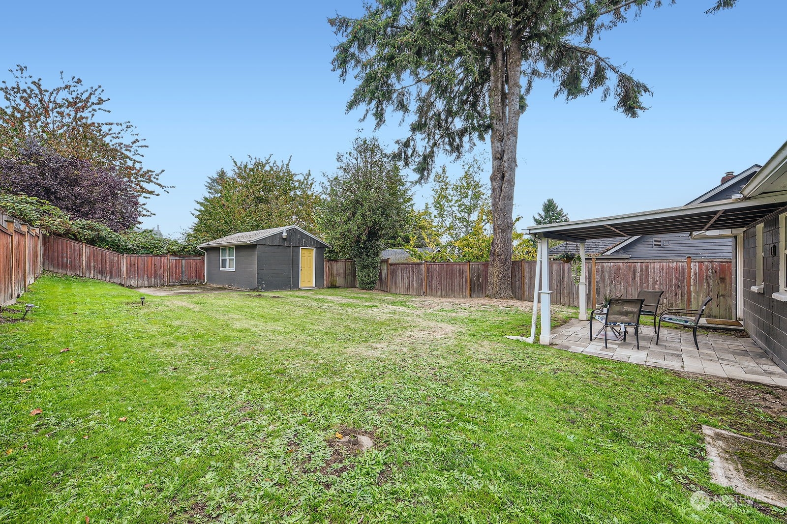 1035 E 47th Street