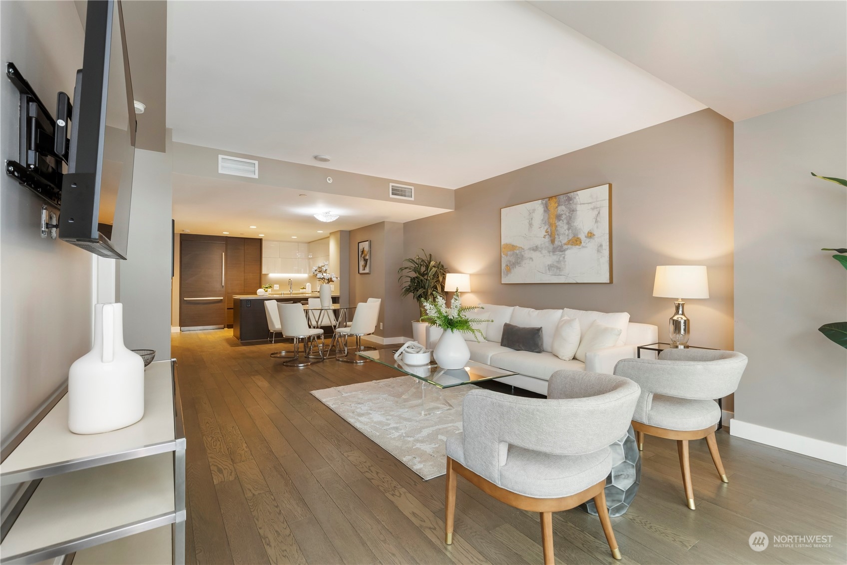588 Bell Street Unit: 504S