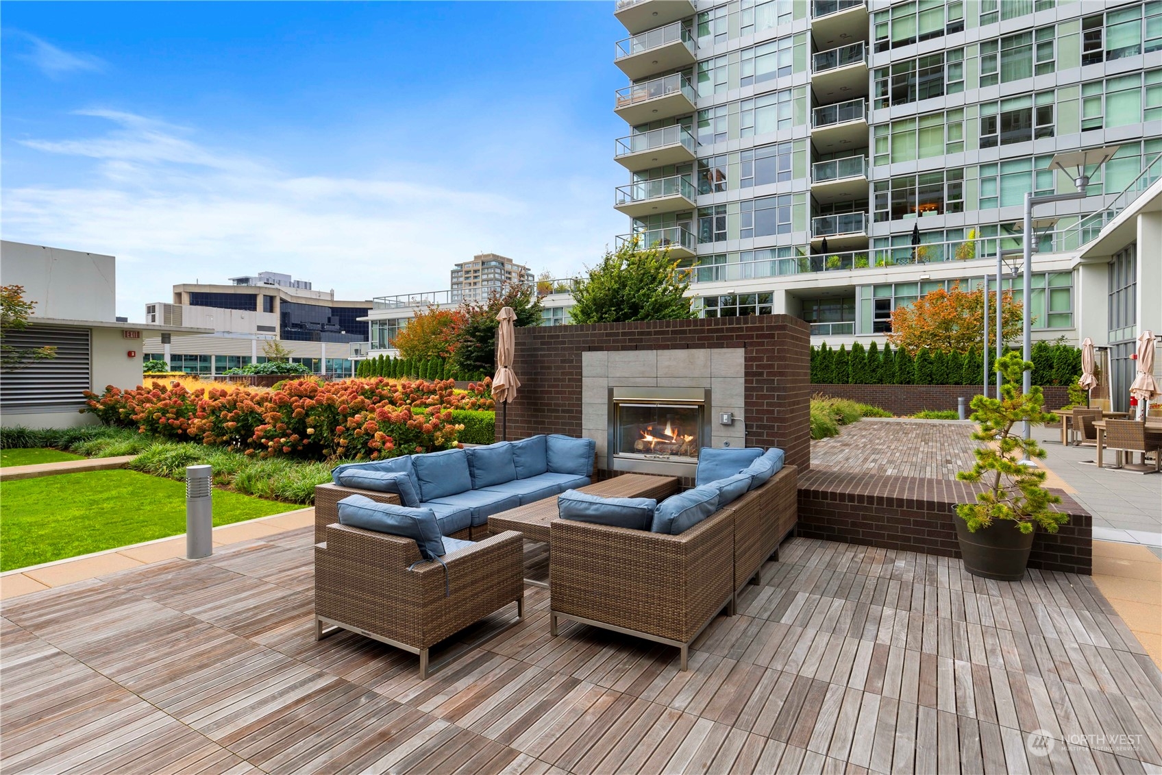 588 Bell Street Unit: 504S