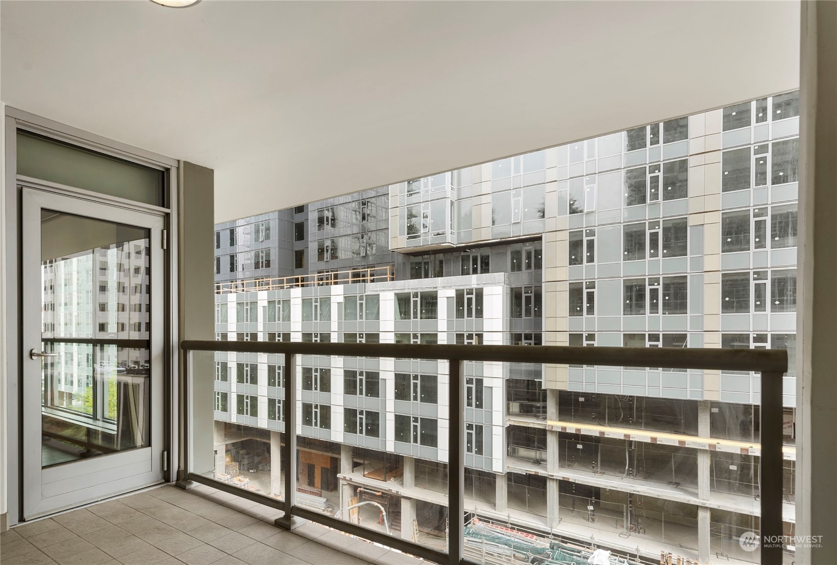 588 Bell Street Unit: 504S