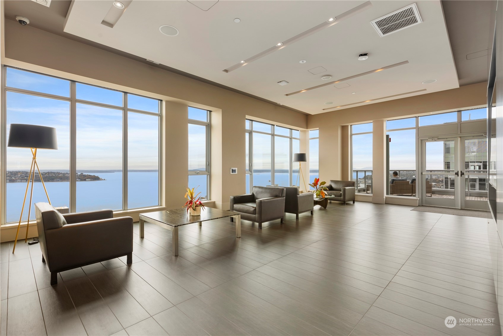 588 Bell Street Unit: 504S