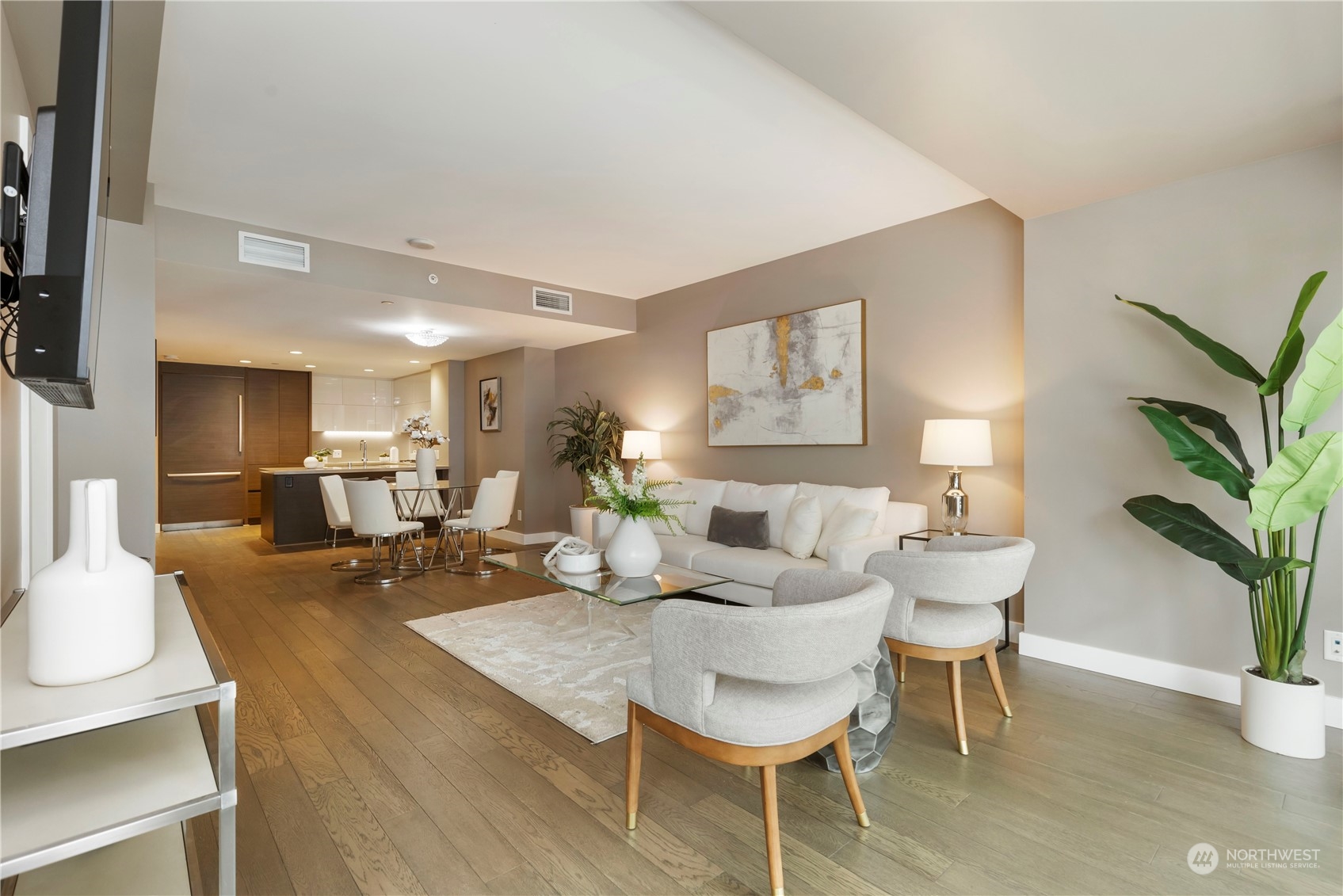588 Bell Street Unit: 504S