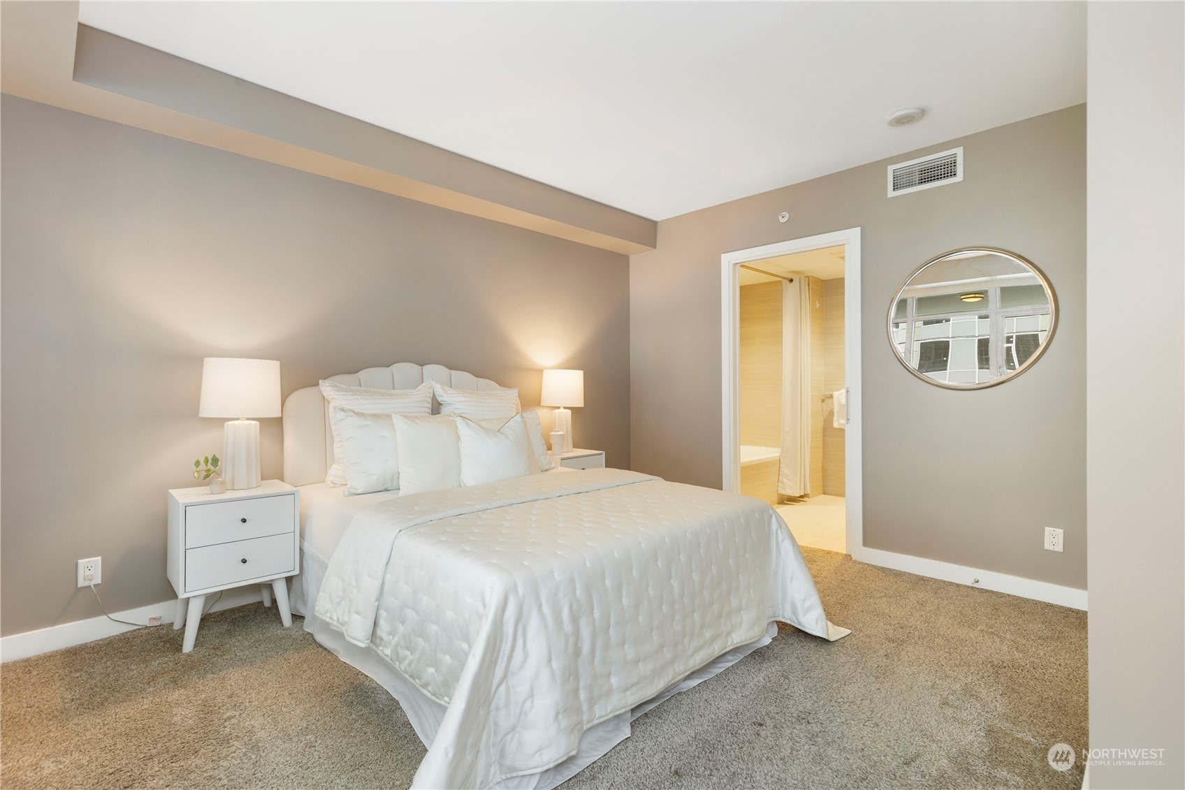 588 Bell Street Unit: 504S