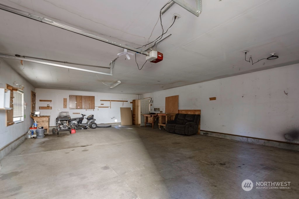 2912 284th Street E