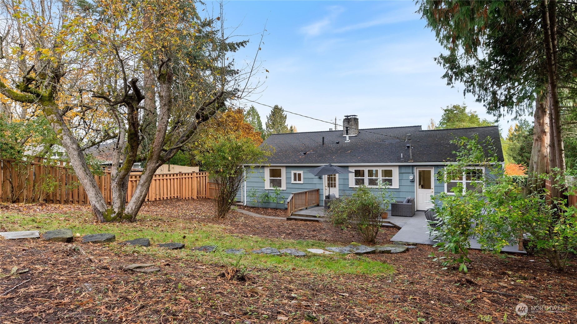 15537 10th Avenue NE