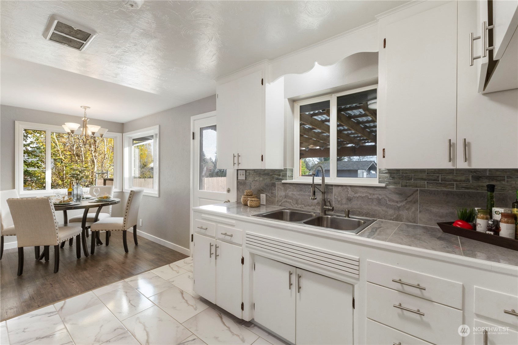827 SW 135th Street