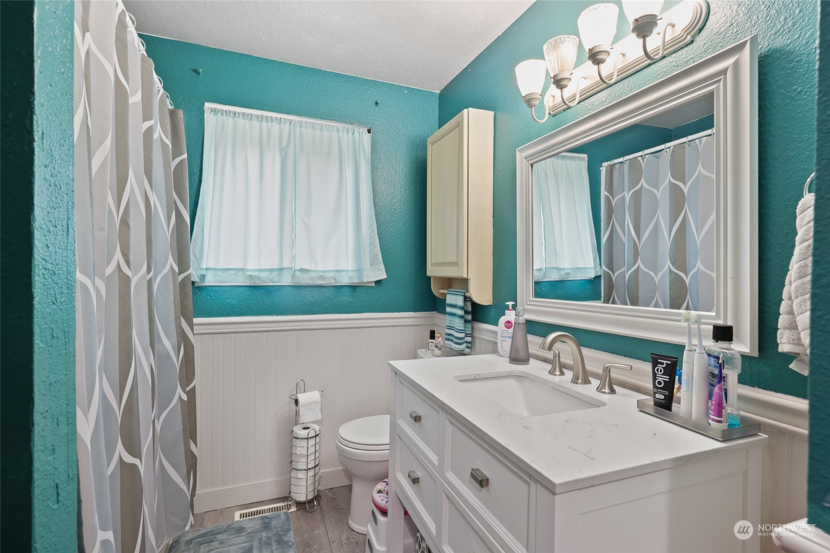1301 E 54th Street