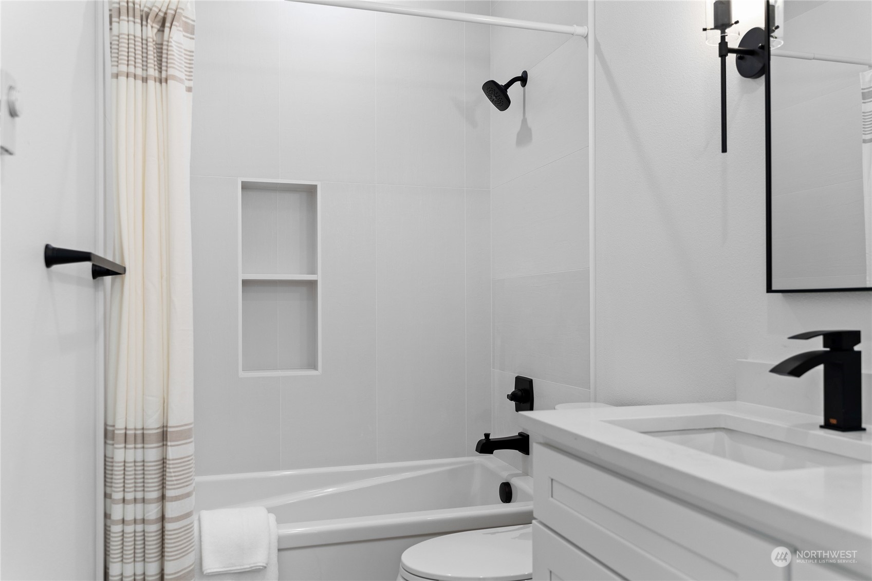 1424 Wallace Falls Court Unit: B
