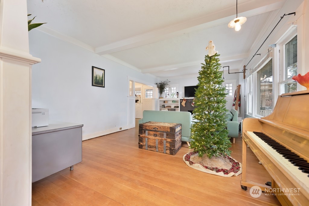 609 W 17th Avenue