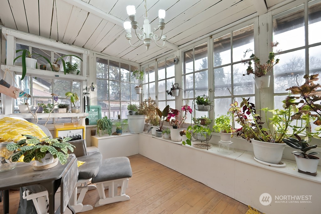 609 W 17th Avenue