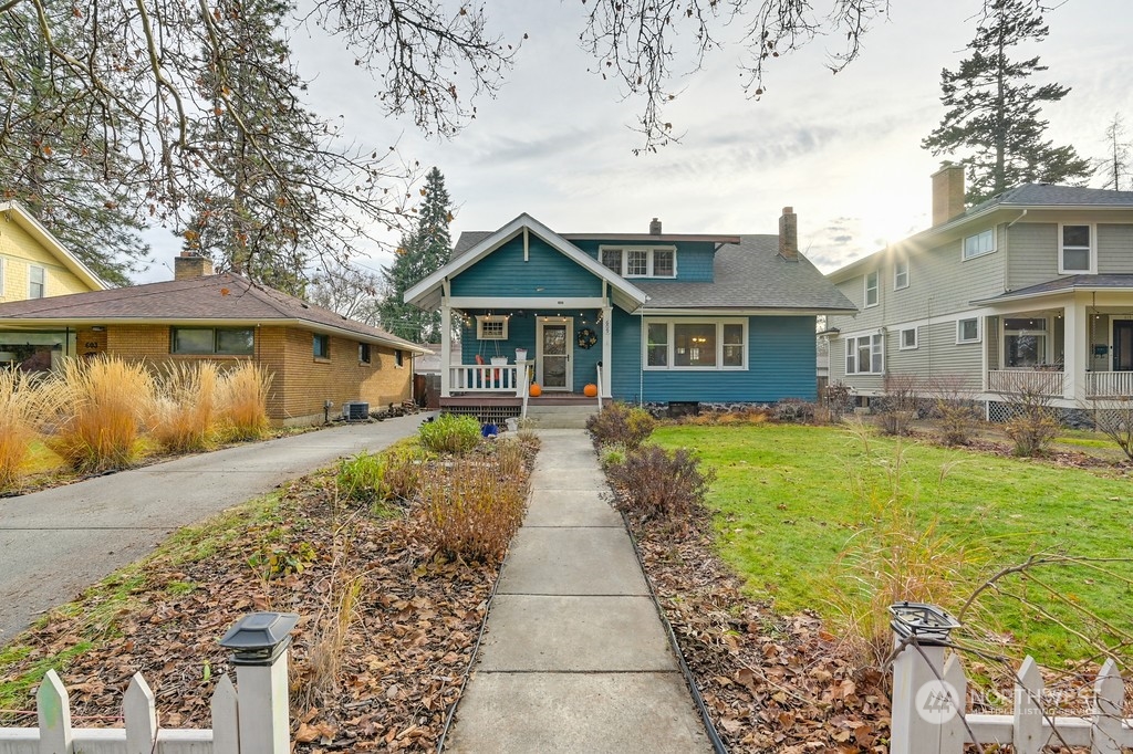 609 W 17th Avenue