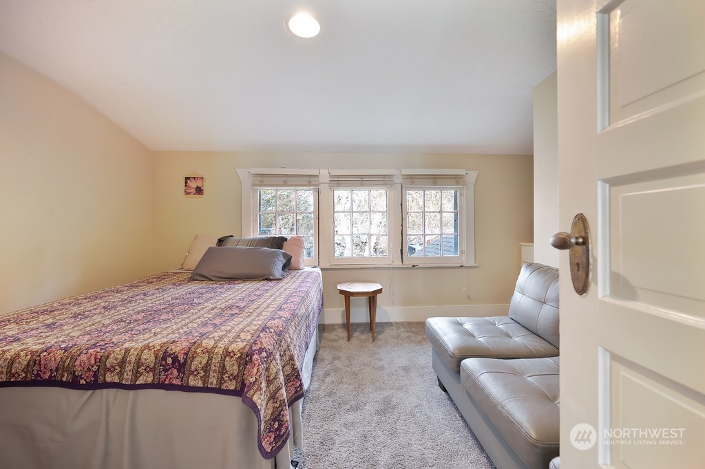 609 W 17th Avenue
