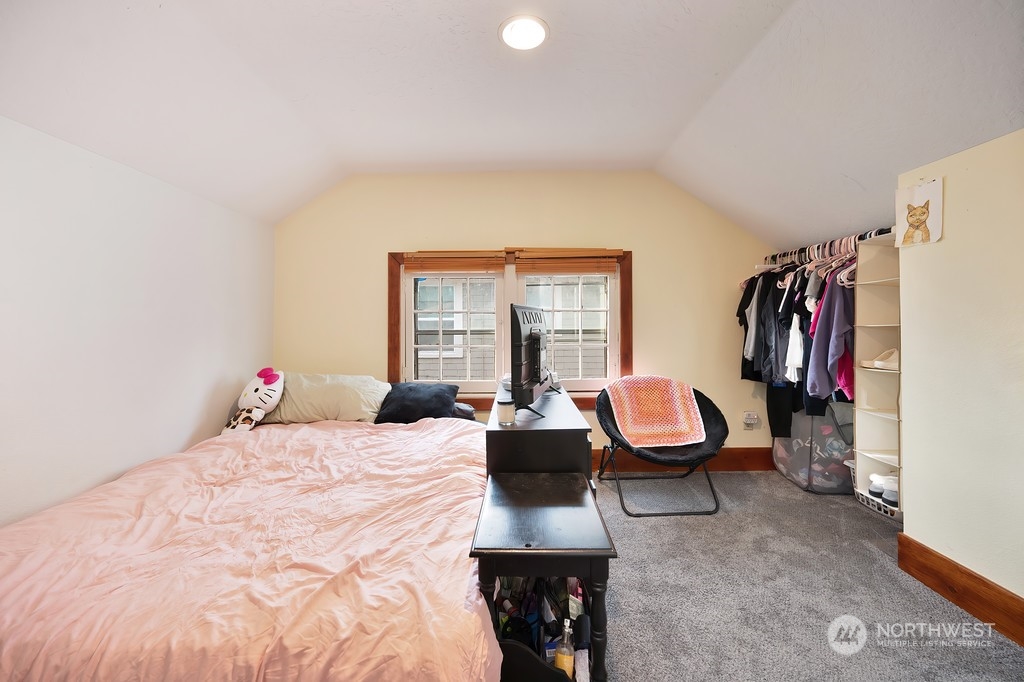 609 W 17th Avenue