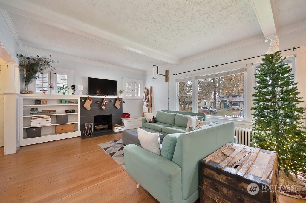 609 W 17th Avenue